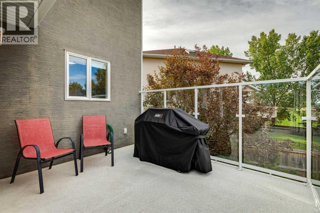 Single Family House for Sale in  Sierra Madre Court SW Signal Hill Calgary 