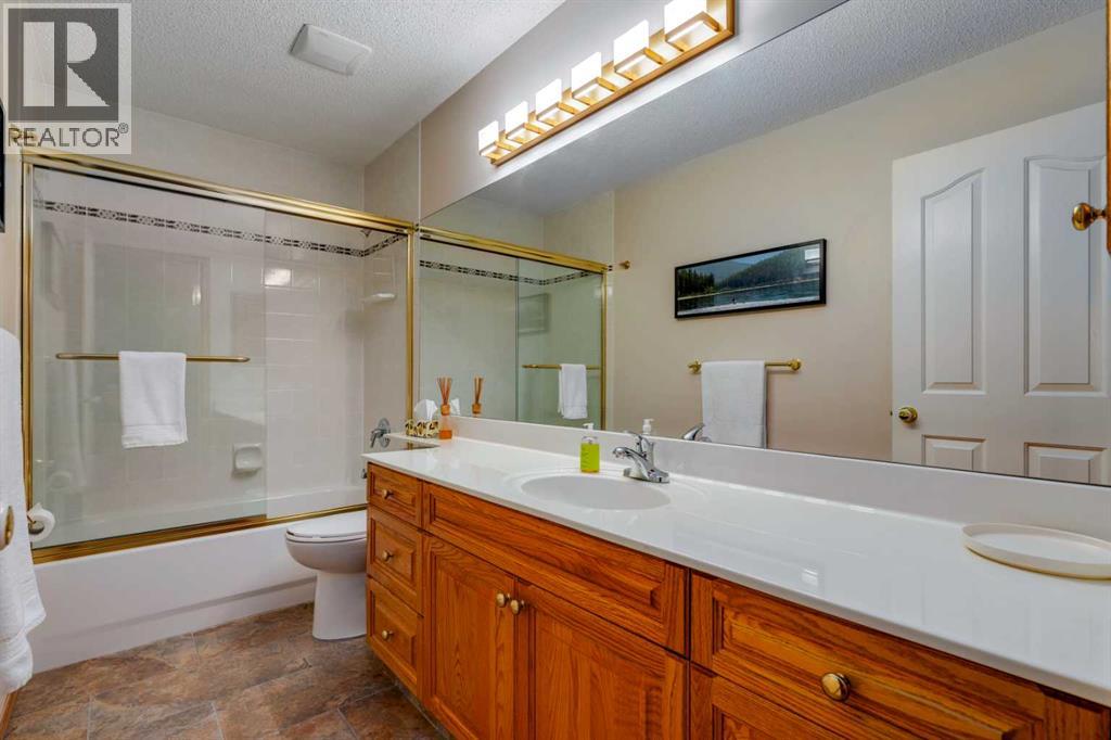 Single Family House for Sale in  Sierra Madre Court SW Signal Hill Calgary 