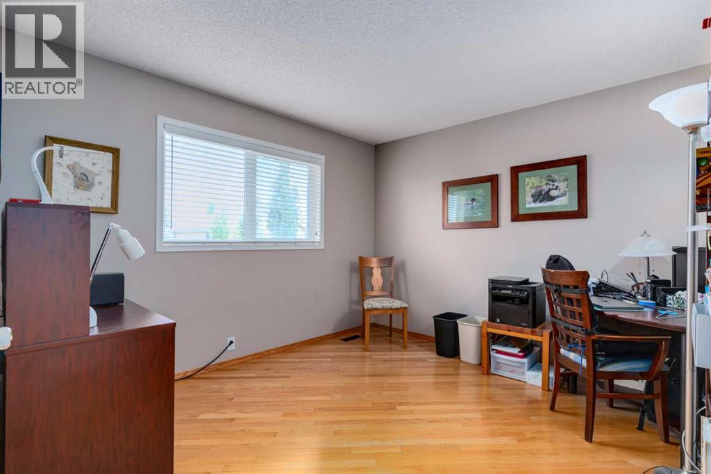 Single Family House for Sale in  Sierra Madre Court SW Signal Hill Calgary 