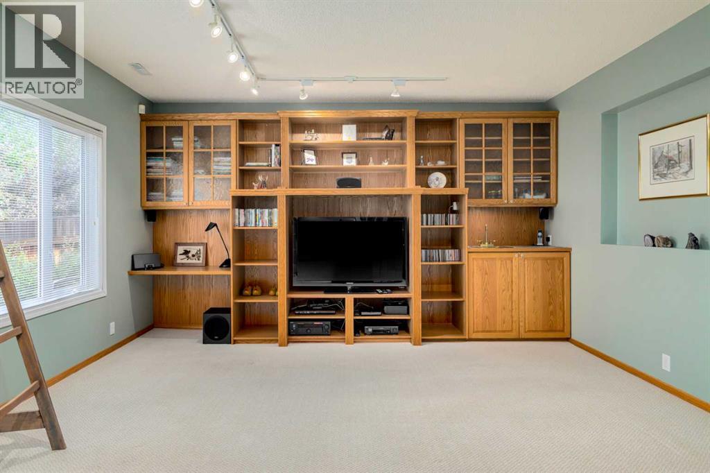Single Family House for Sale in  Sierra Madre Court SW Signal Hill Calgary 