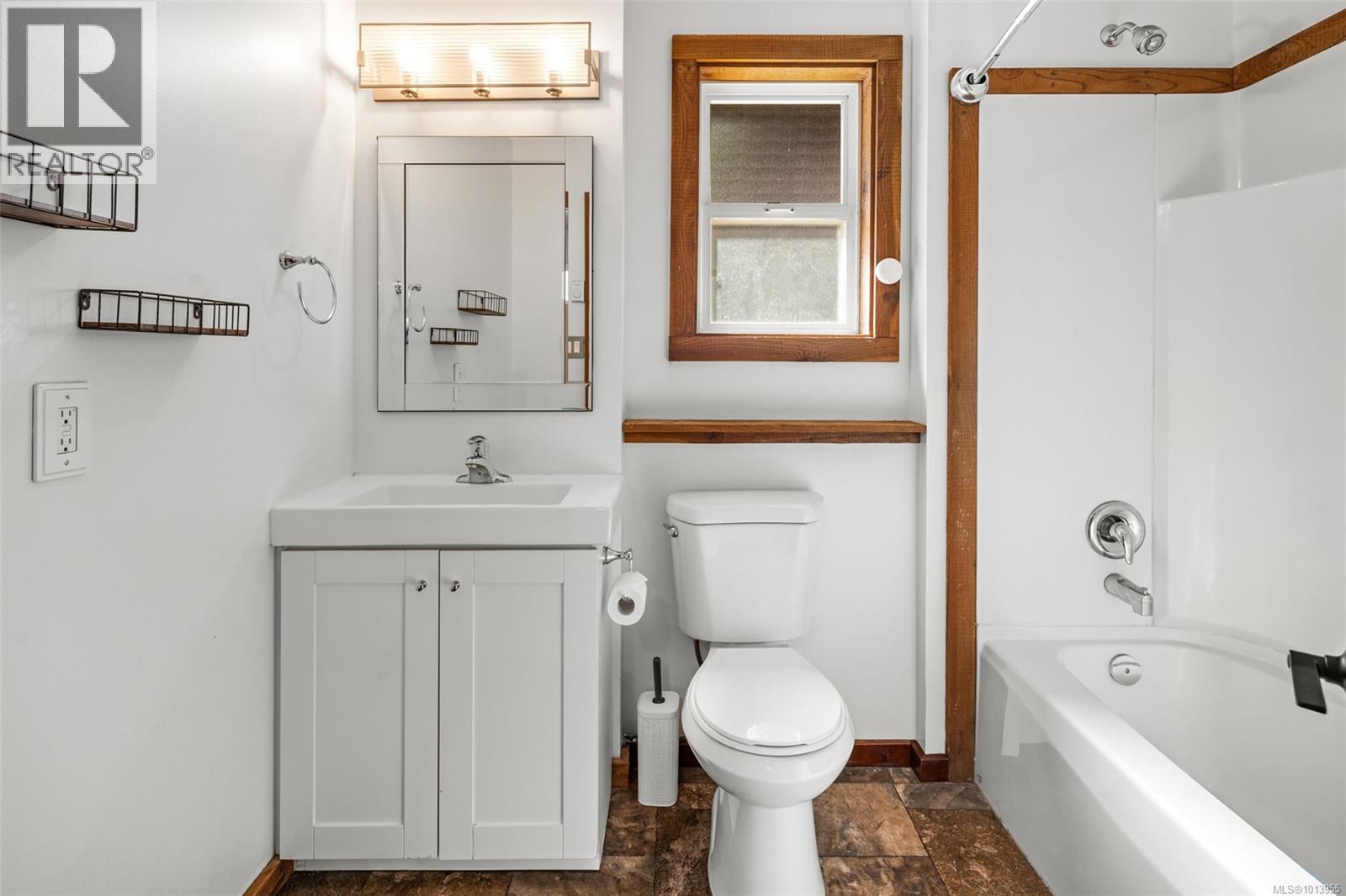 1811 Silver mine Rd, Shawnigan Lake