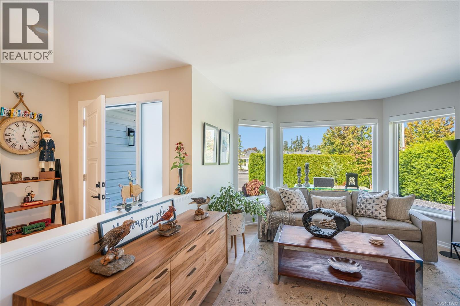 736 Humphrey Rd, Parksville