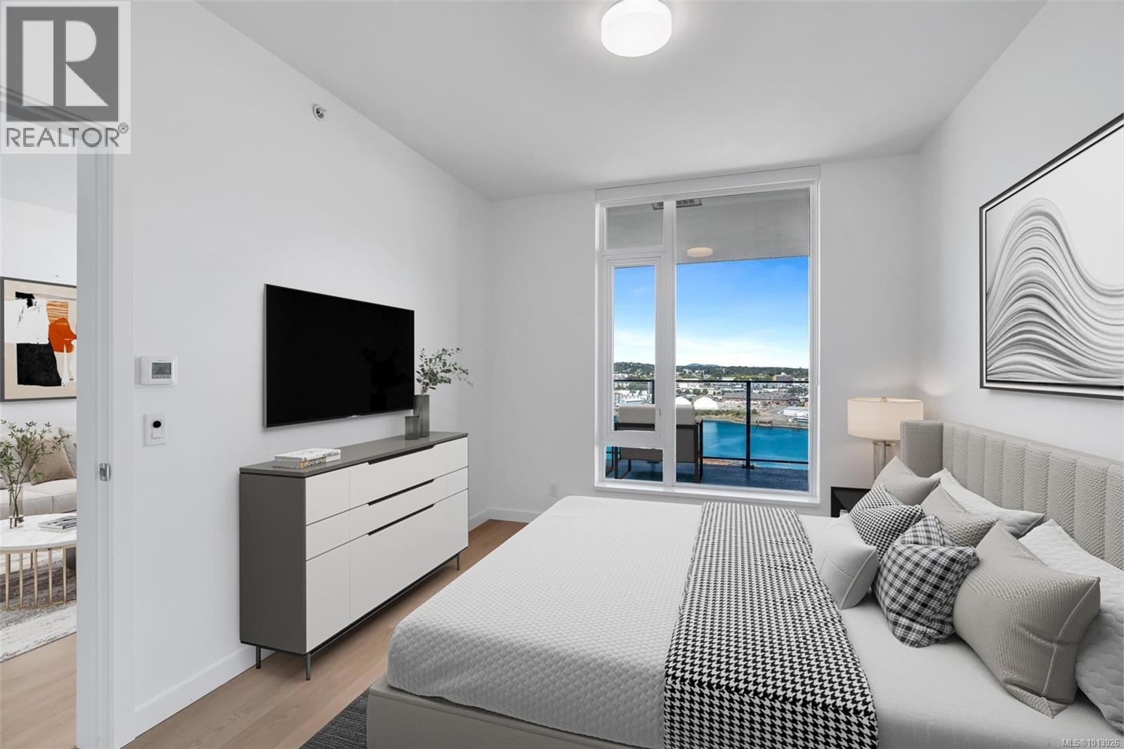 1208 363 Tyee Road, Victoria