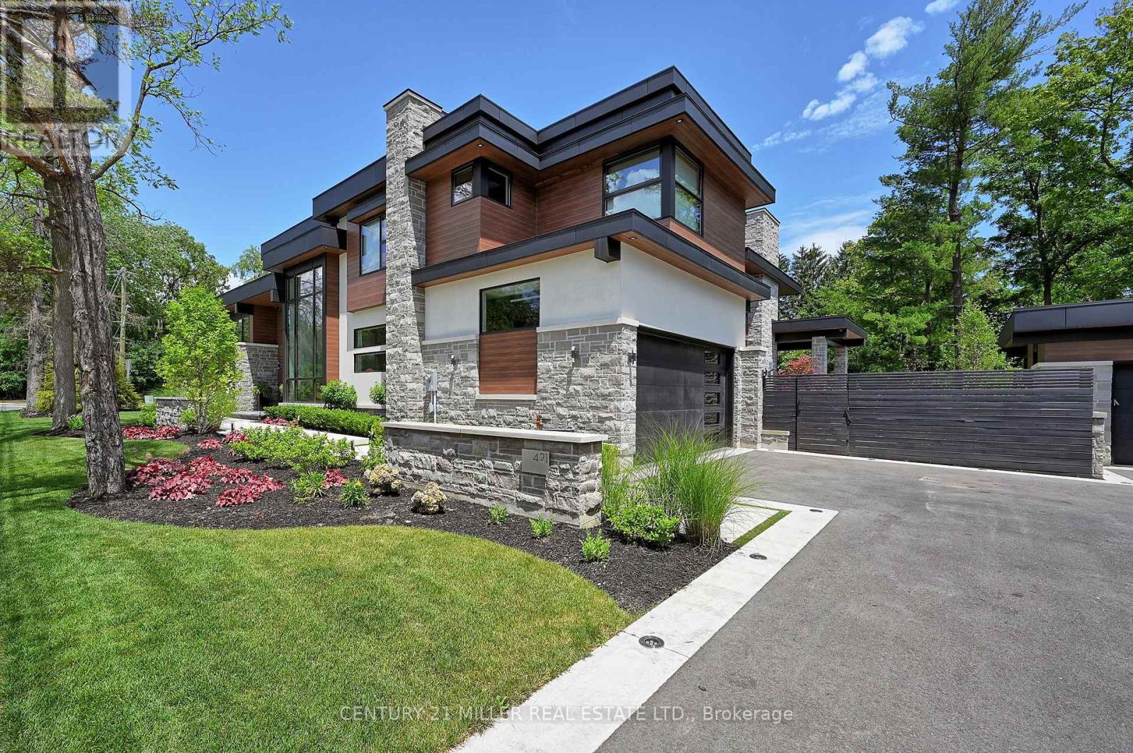 421 CHARTWELL ROAD - 2