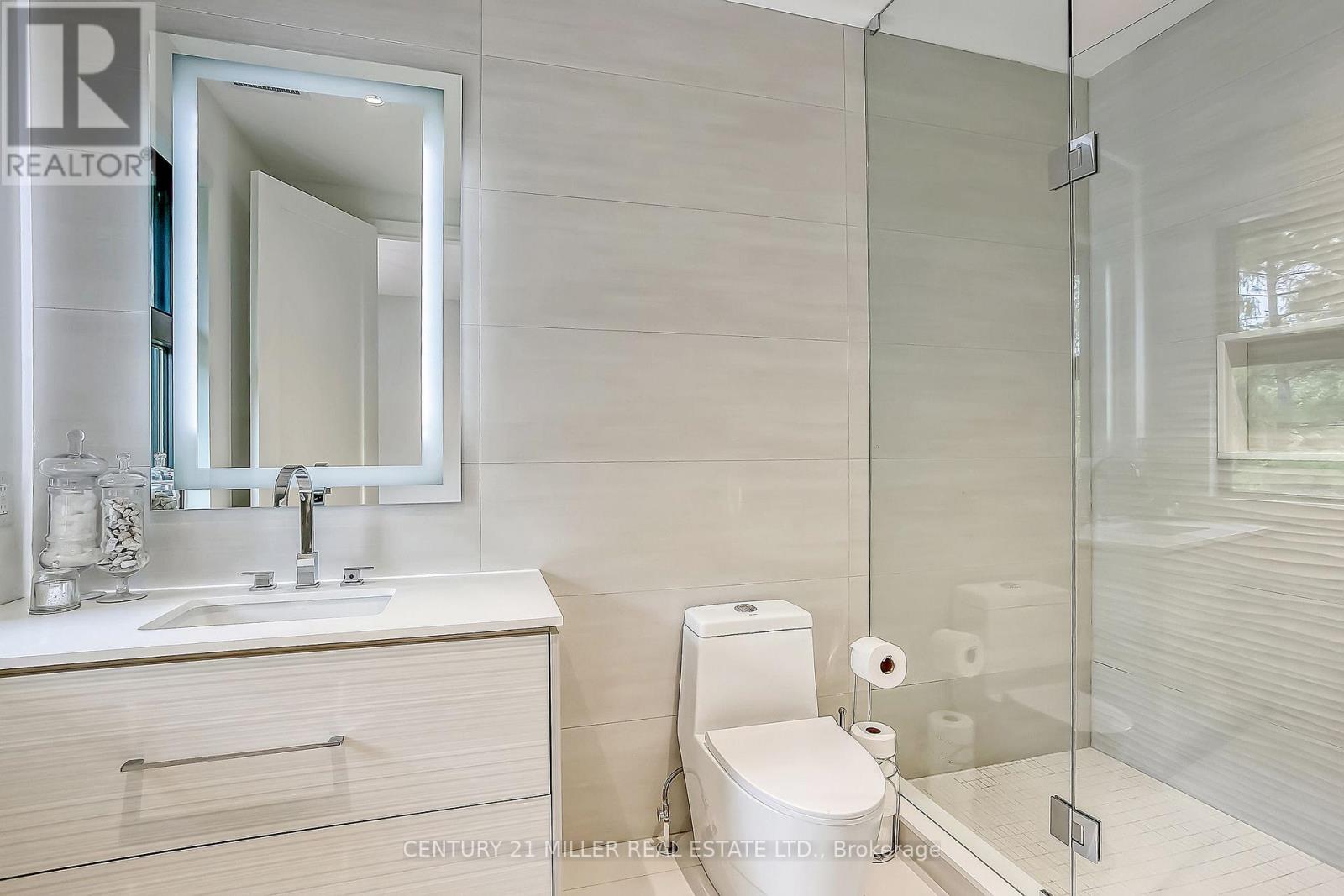 421 CHARTWELL ROAD - 21