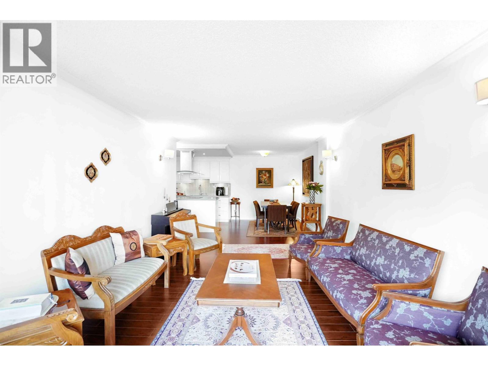 306 2020 FULLERTON AVENUE, North Vancouver