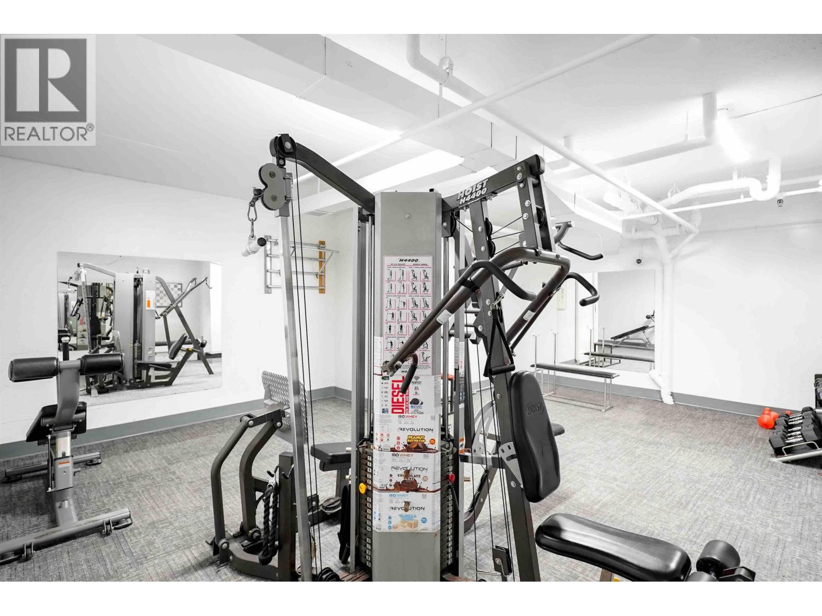 306 2020 FULLERTON AVENUE, North Vancouver