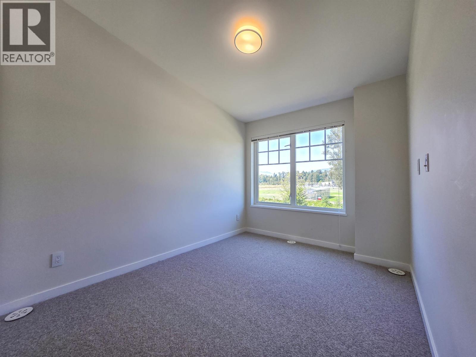 139 19451 SUTTON AVENUE, Pitt Meadows