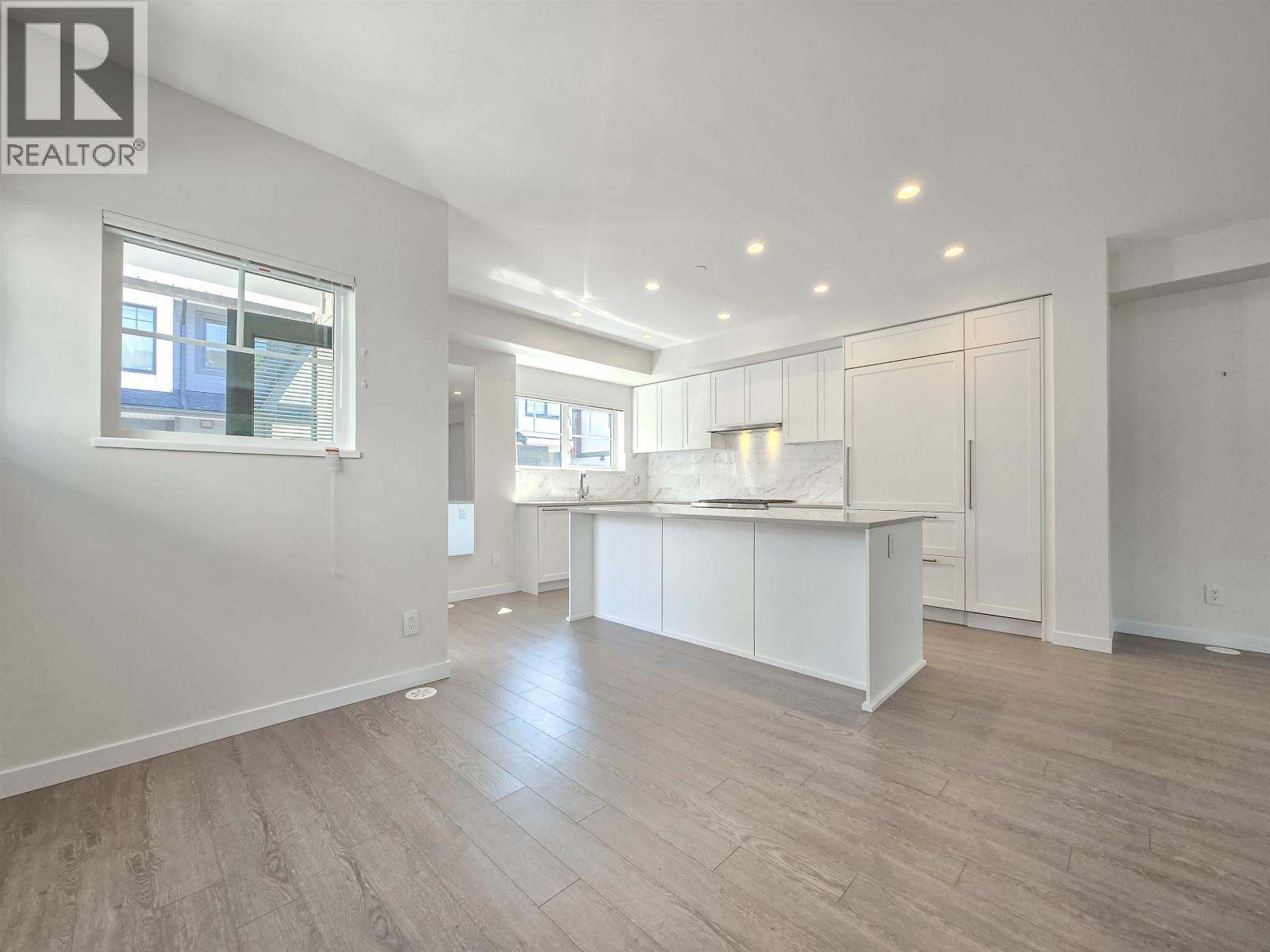 139 19451 SUTTON AVENUE, Pitt Meadows