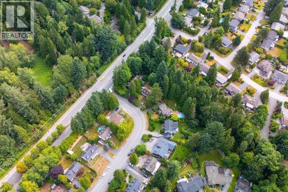 3095 PLYMOUTH DRIVE, North Vancouver