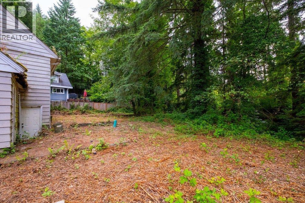 3095 PLYMOUTH DRIVE, North Vancouver