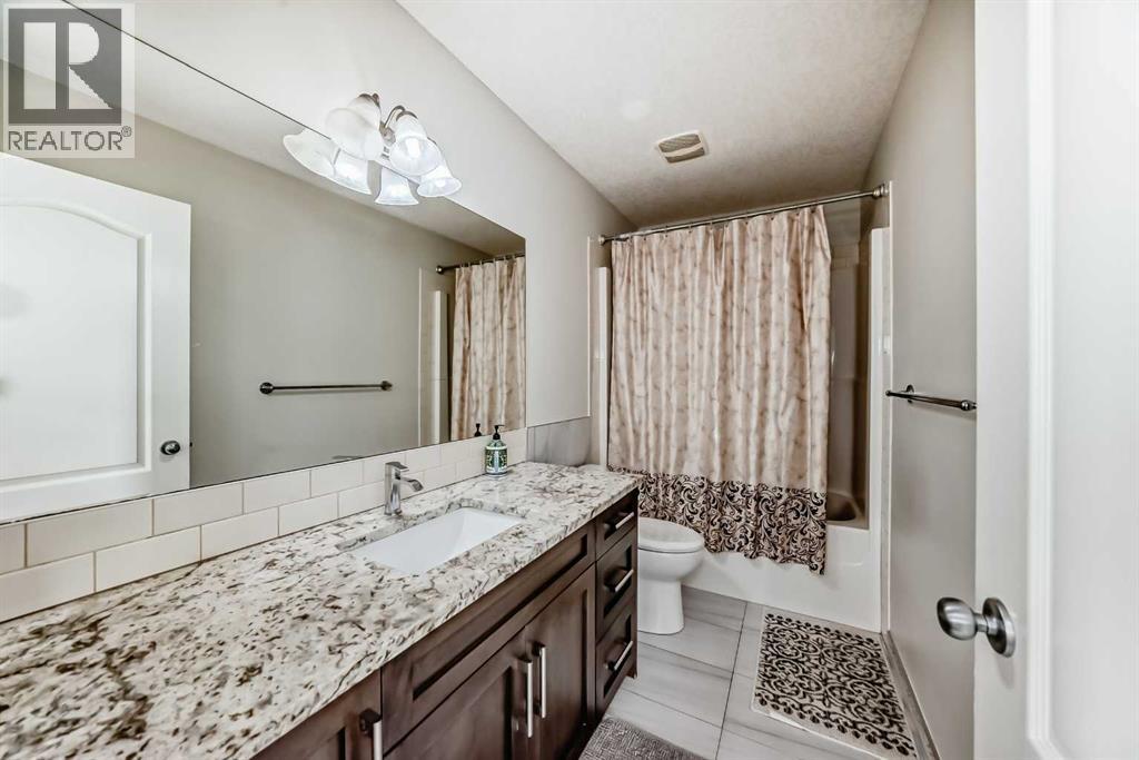 Single Family House for Sale in  Saddlecrest Crescent NE Saddle Ridge Calgary 