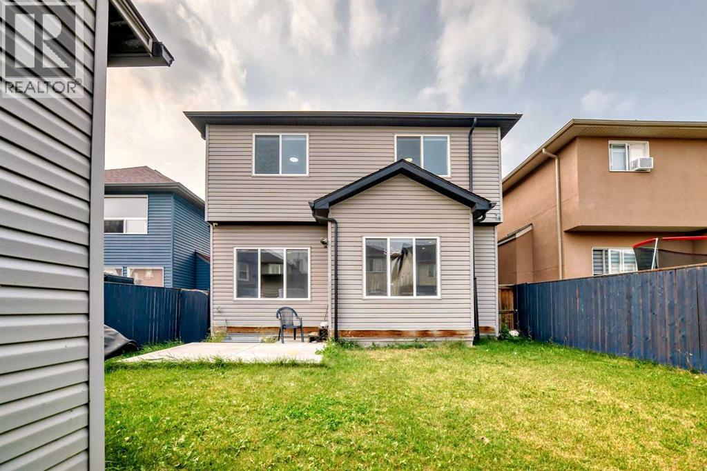 Single Family House for Sale in  Saddlecrest Crescent NE Saddle Ridge Calgary 
