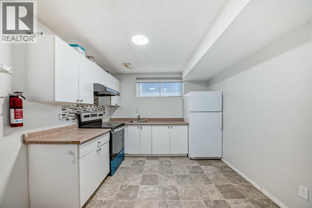 Single Family House for Sale in  Saddlecrest Crescent NE Saddle Ridge Calgary 