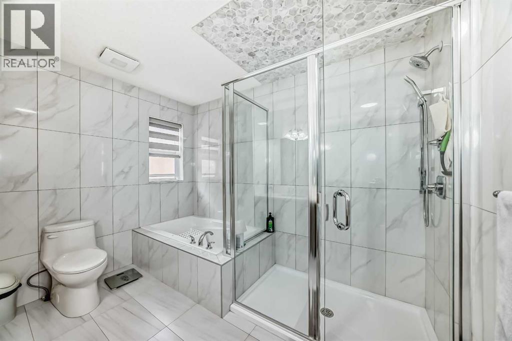 Single Family House for Sale in  Saddlecrest Crescent NE Saddle Ridge Calgary 