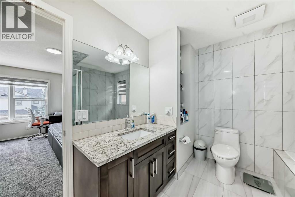 Single Family House for Sale in  Saddlecrest Crescent NE Saddle Ridge Calgary 