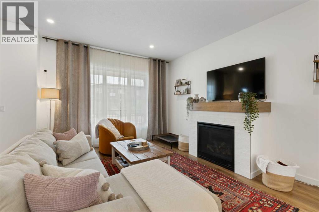 168 Fireside Way, Cochrane