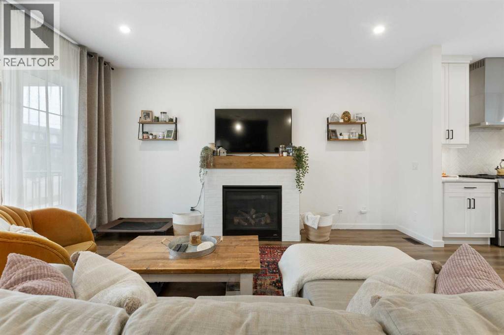 168 Fireside Way, Cochrane