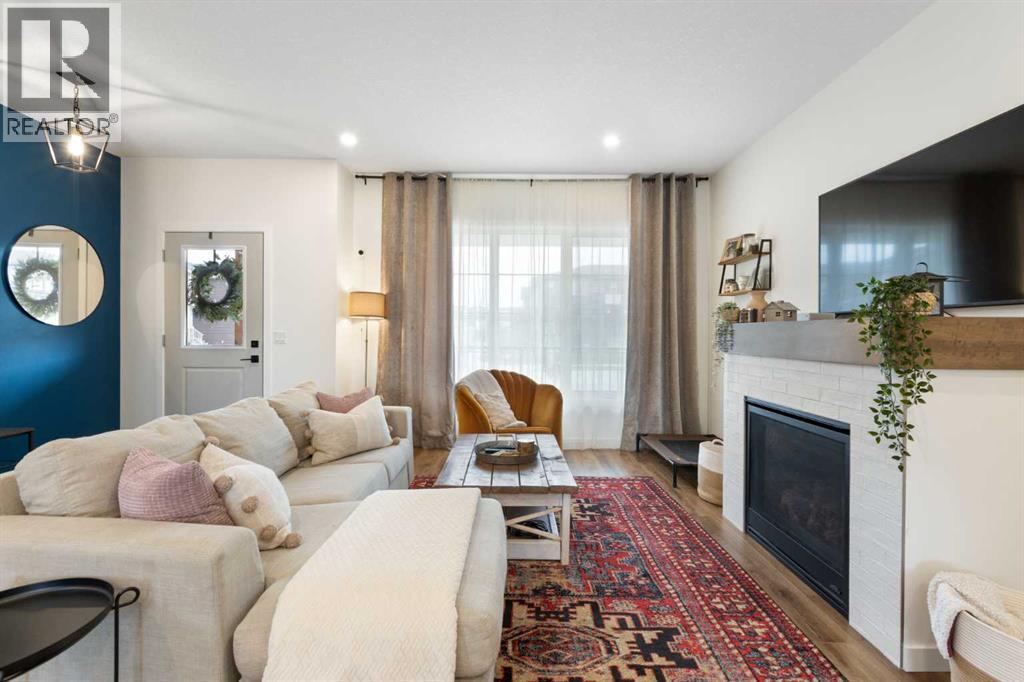 168 Fireside Way, Cochrane