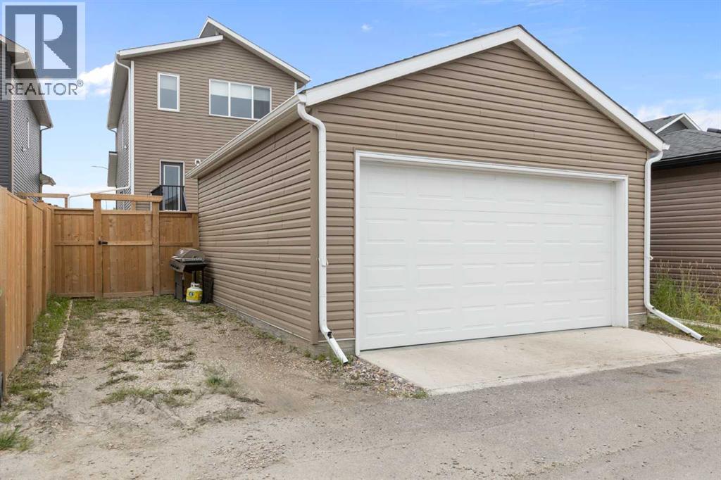 168 Fireside Way, Cochrane
