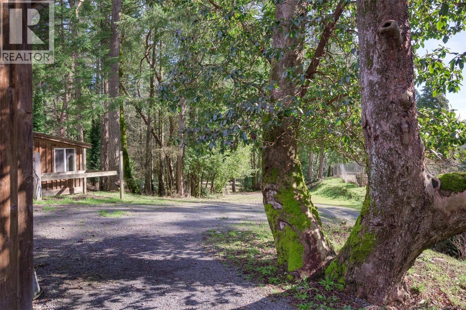  5790 Brookhill Road, Saanich