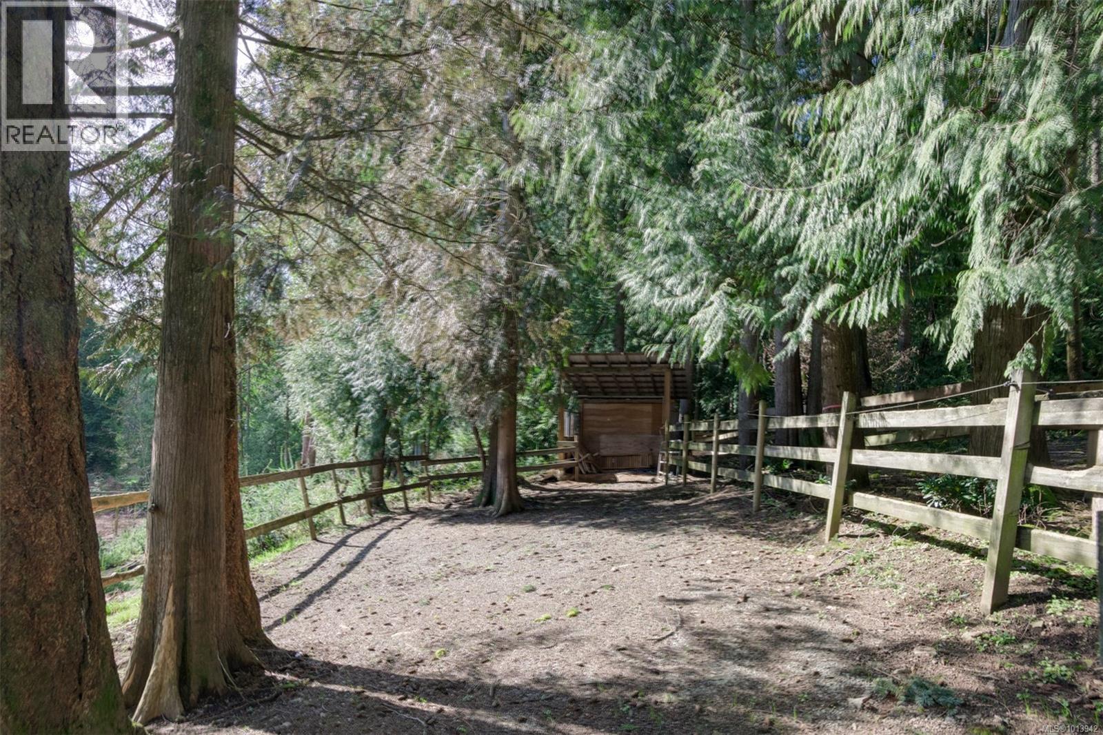  5790 Brookhill Road, Saanich