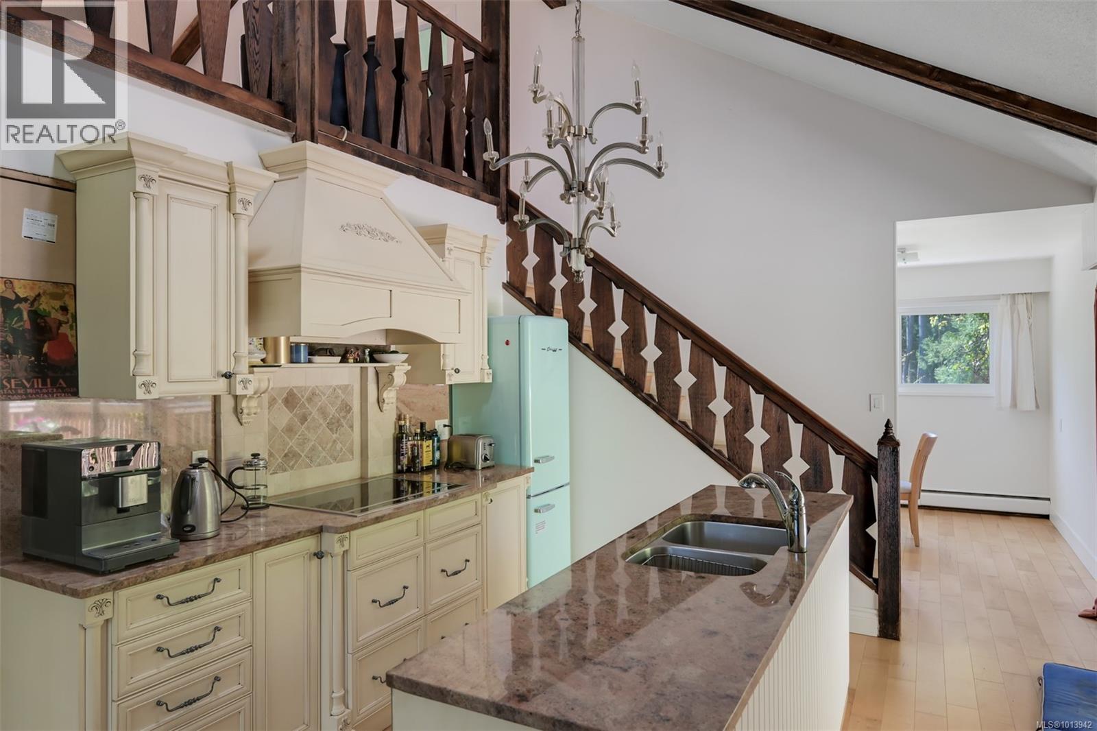  5790 Brookhill Road, Saanich