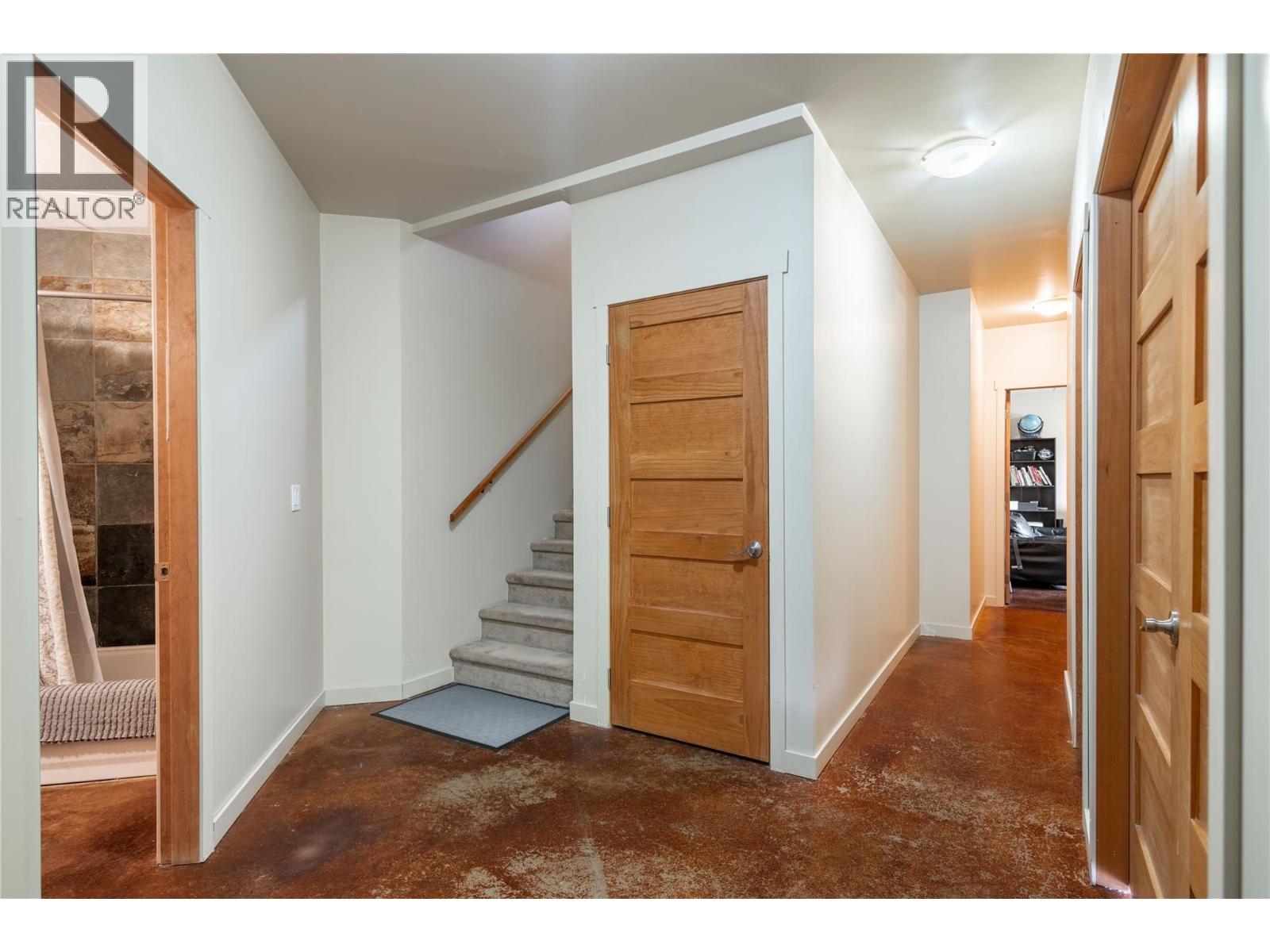  3025 Ensign Lane, West Kelowna