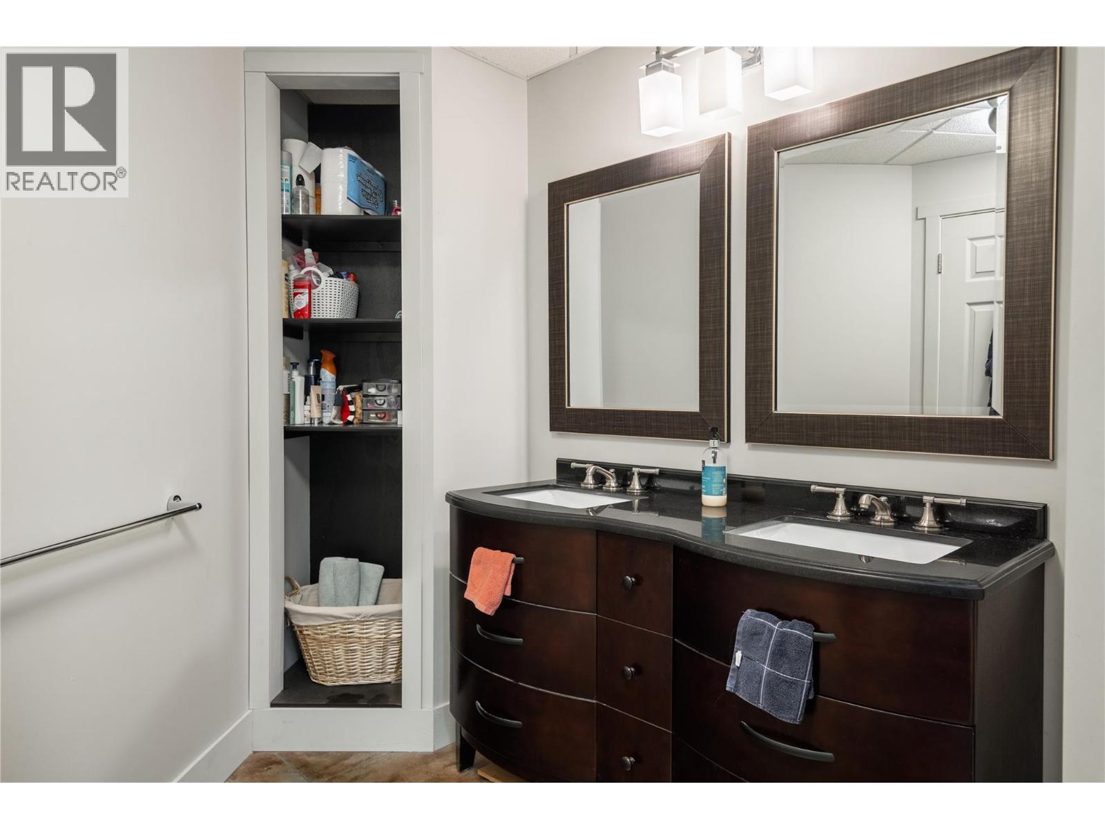  3025 Ensign Lane, West Kelowna