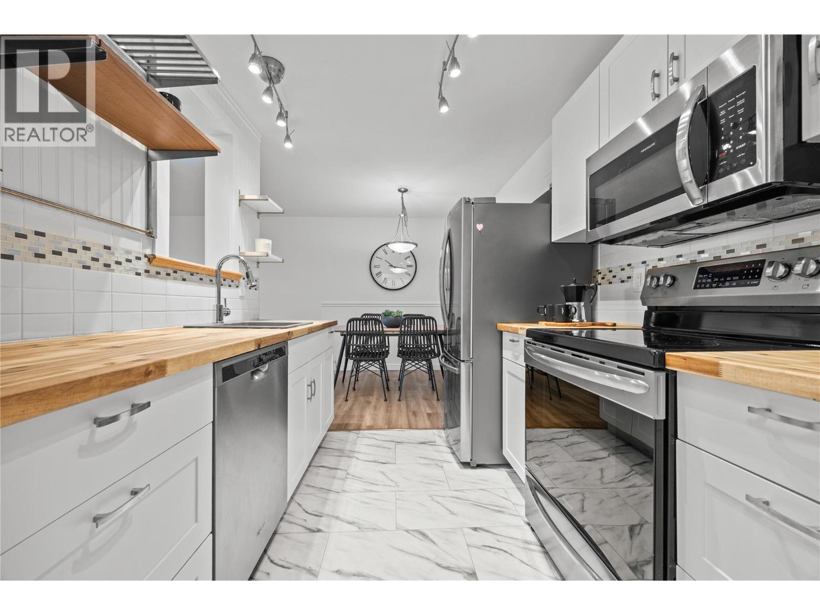 310 3180 De Montreuil Court, Kelowna