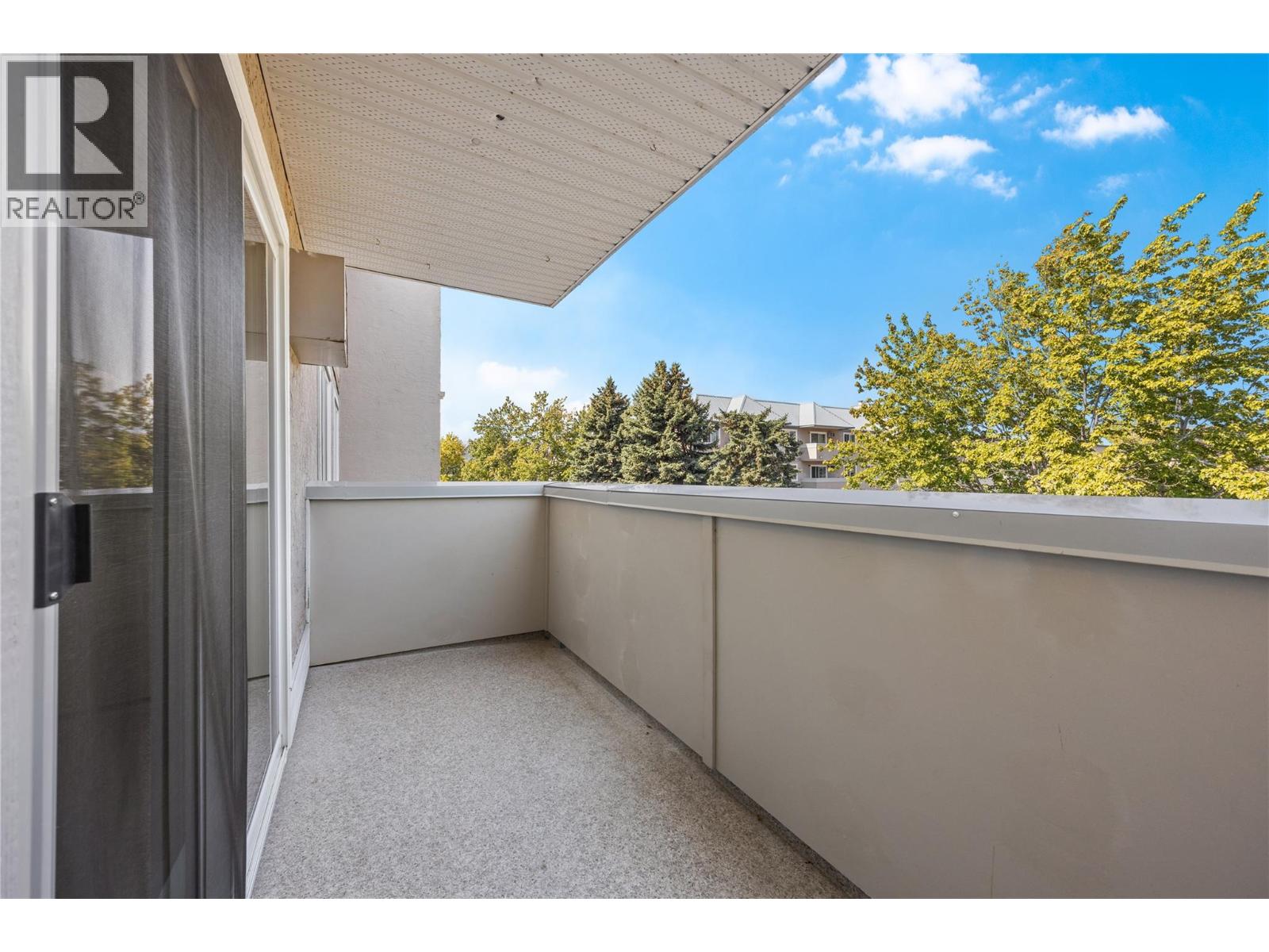 310 3180 De Montreuil Court, Kelowna