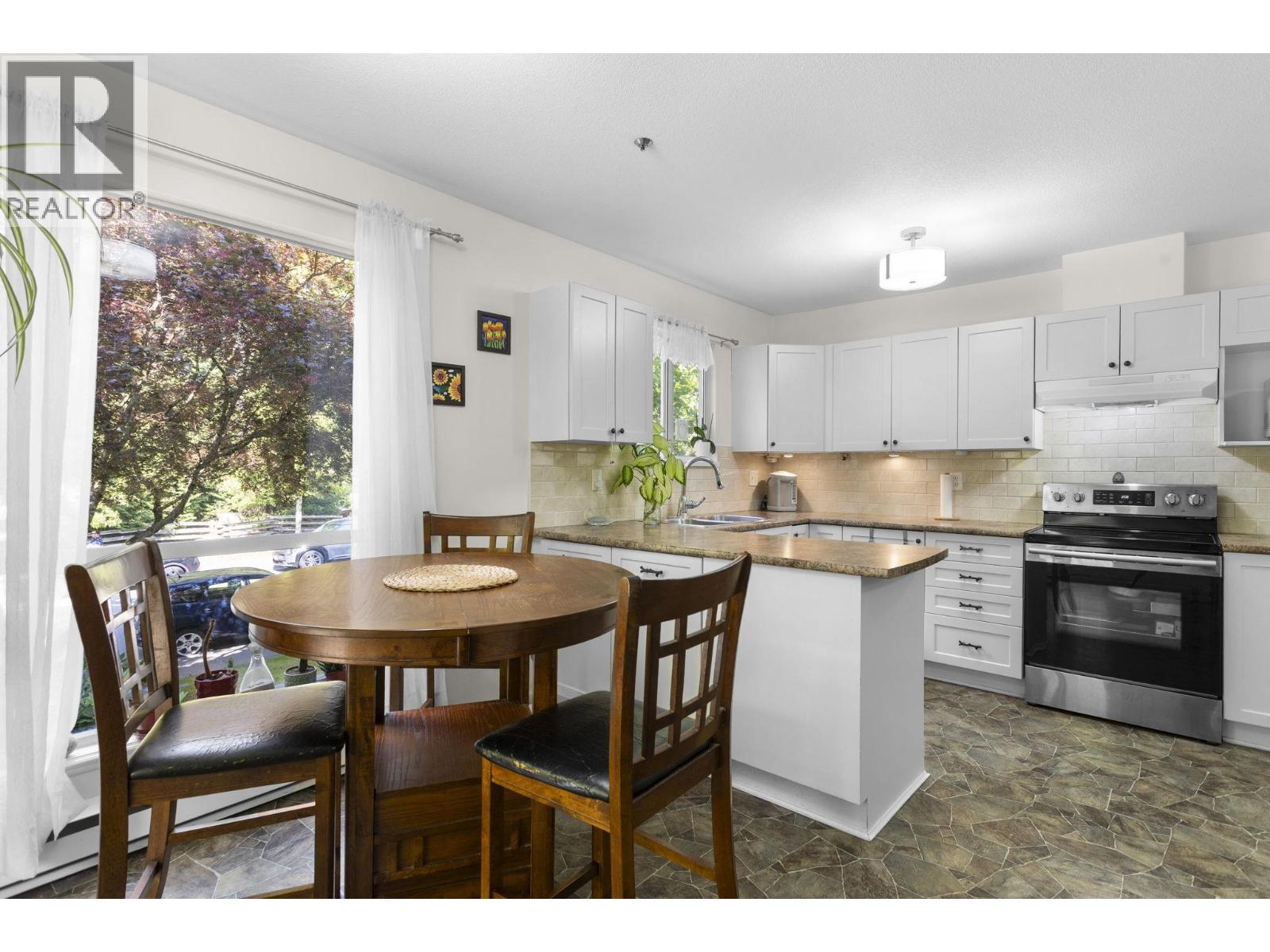 105 19142 122 AVENUE, Pitt Meadows