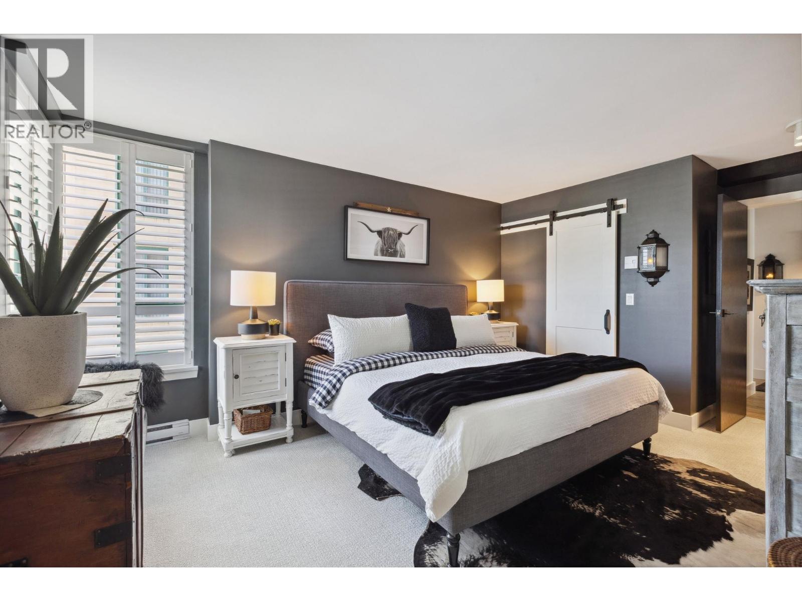 14E 328 TAYLOR WAY, West Vancouver