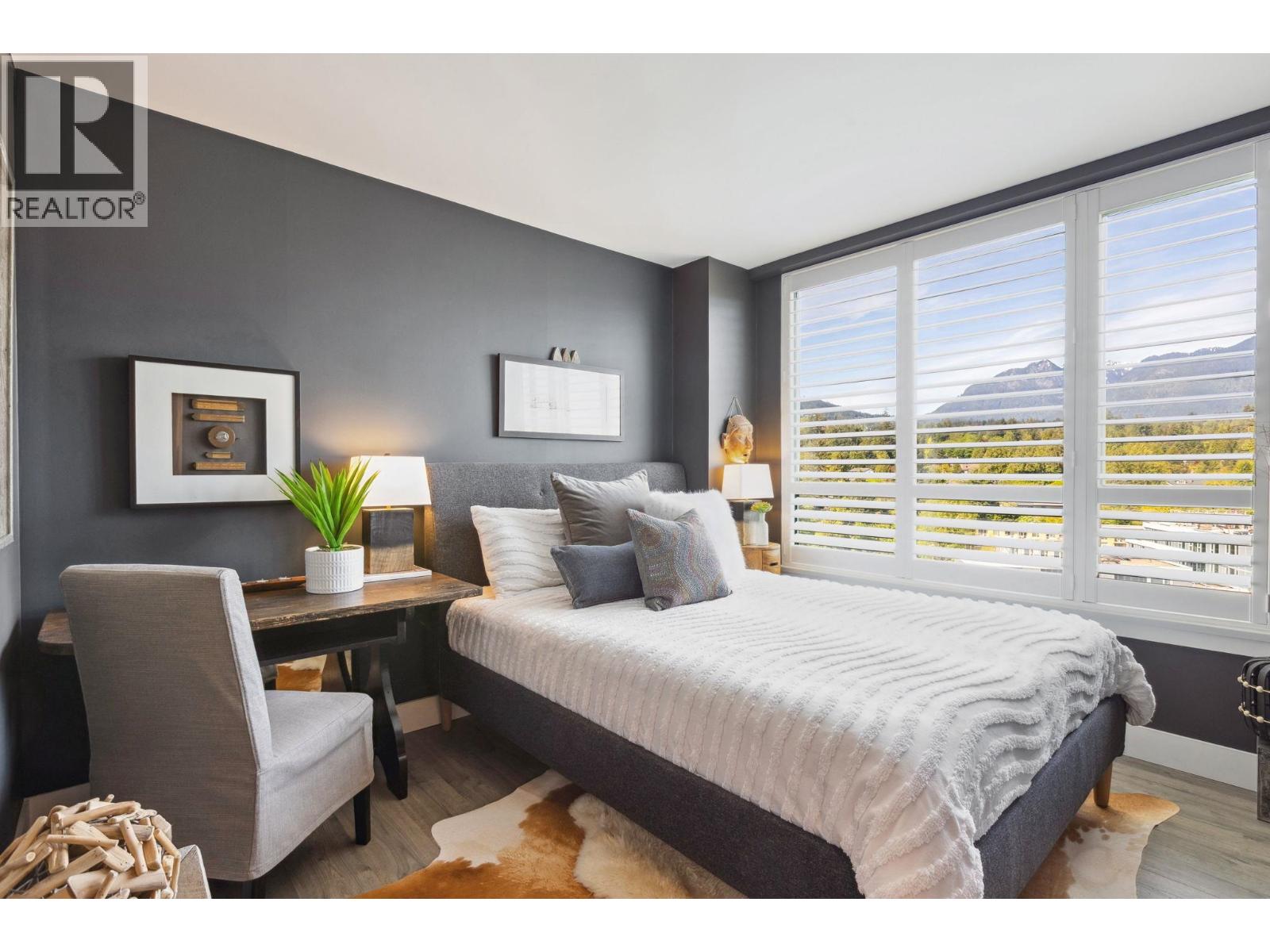 14E 328 TAYLOR WAY, West Vancouver