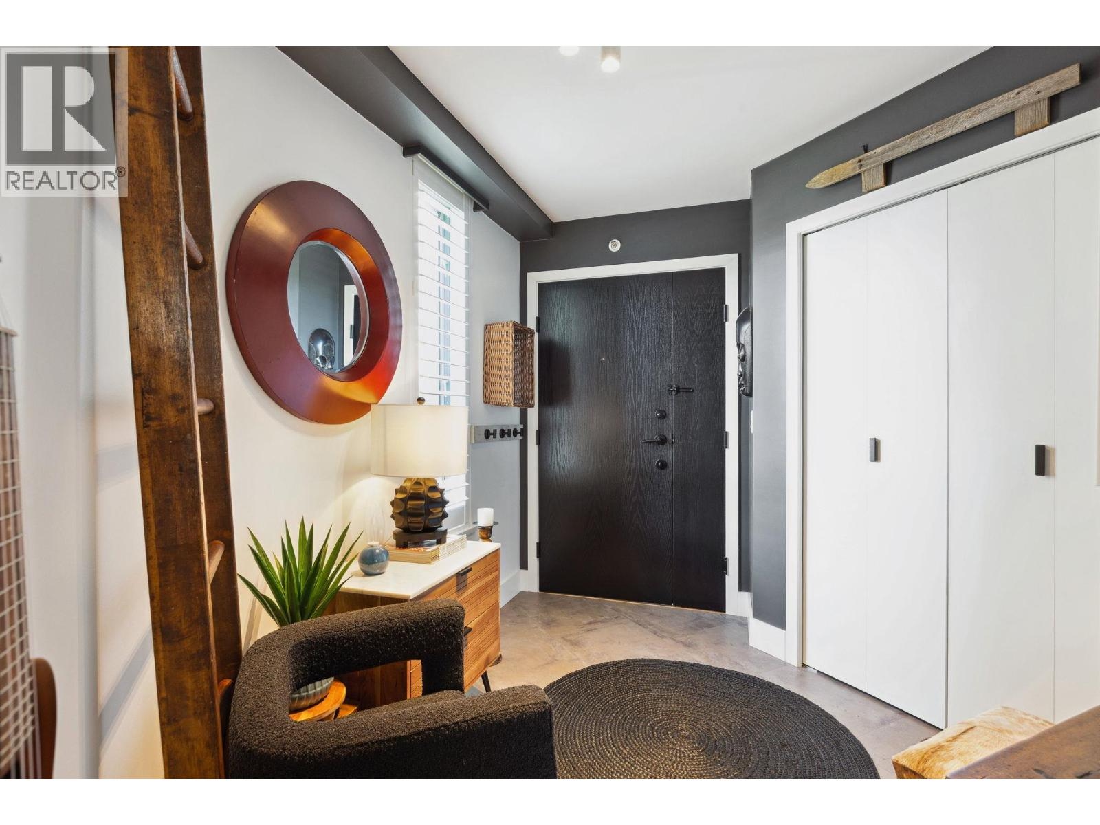 14E 328 TAYLOR WAY, West Vancouver