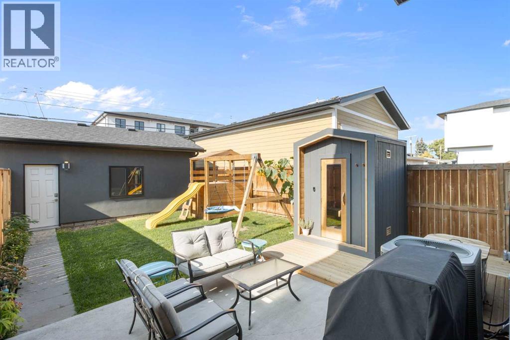 Single Family House for Sale in   Street NW Bowness Calgary 