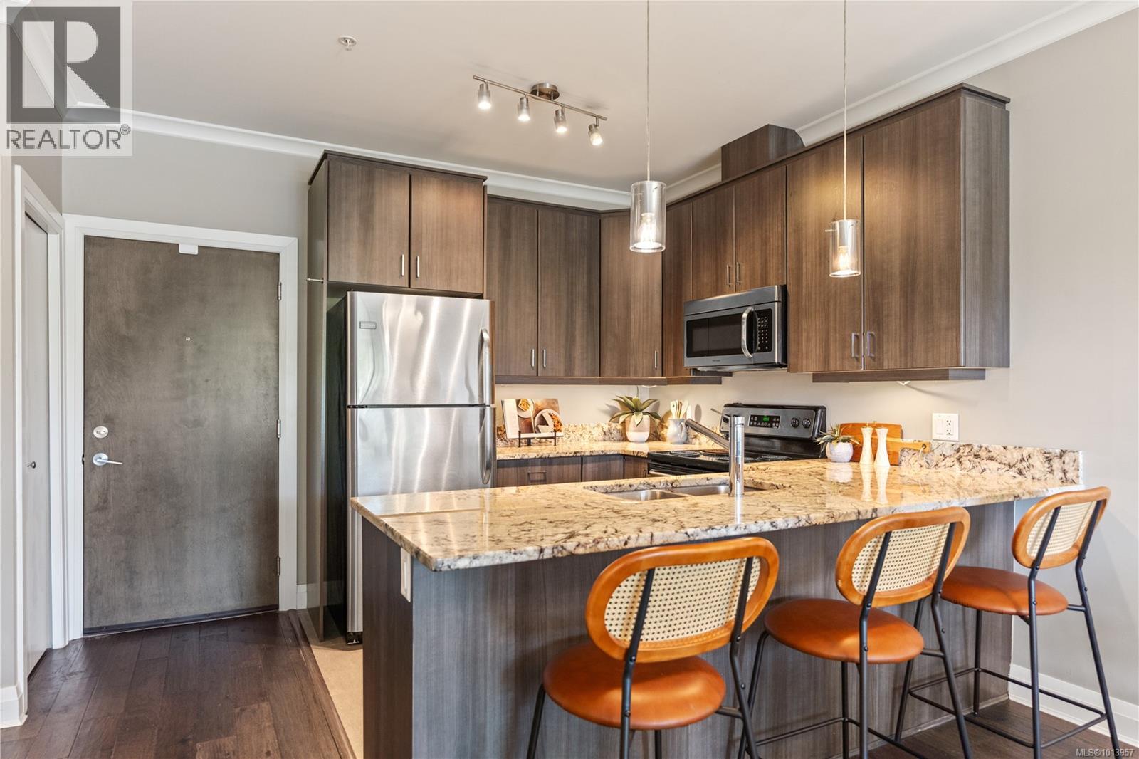 101 1145 Sikorsky Road, Langford