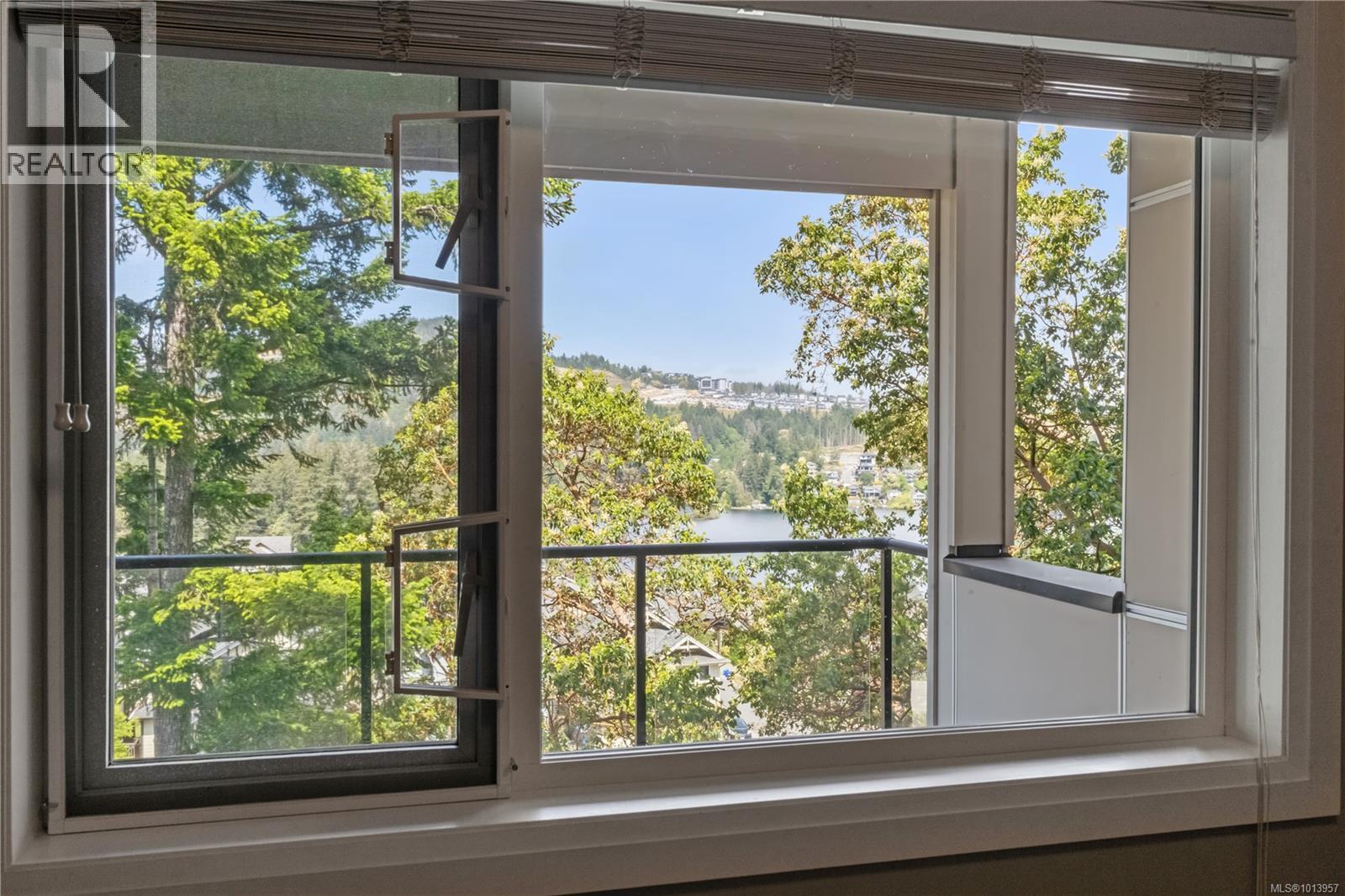 101 1145 Sikorsky Road, Langford