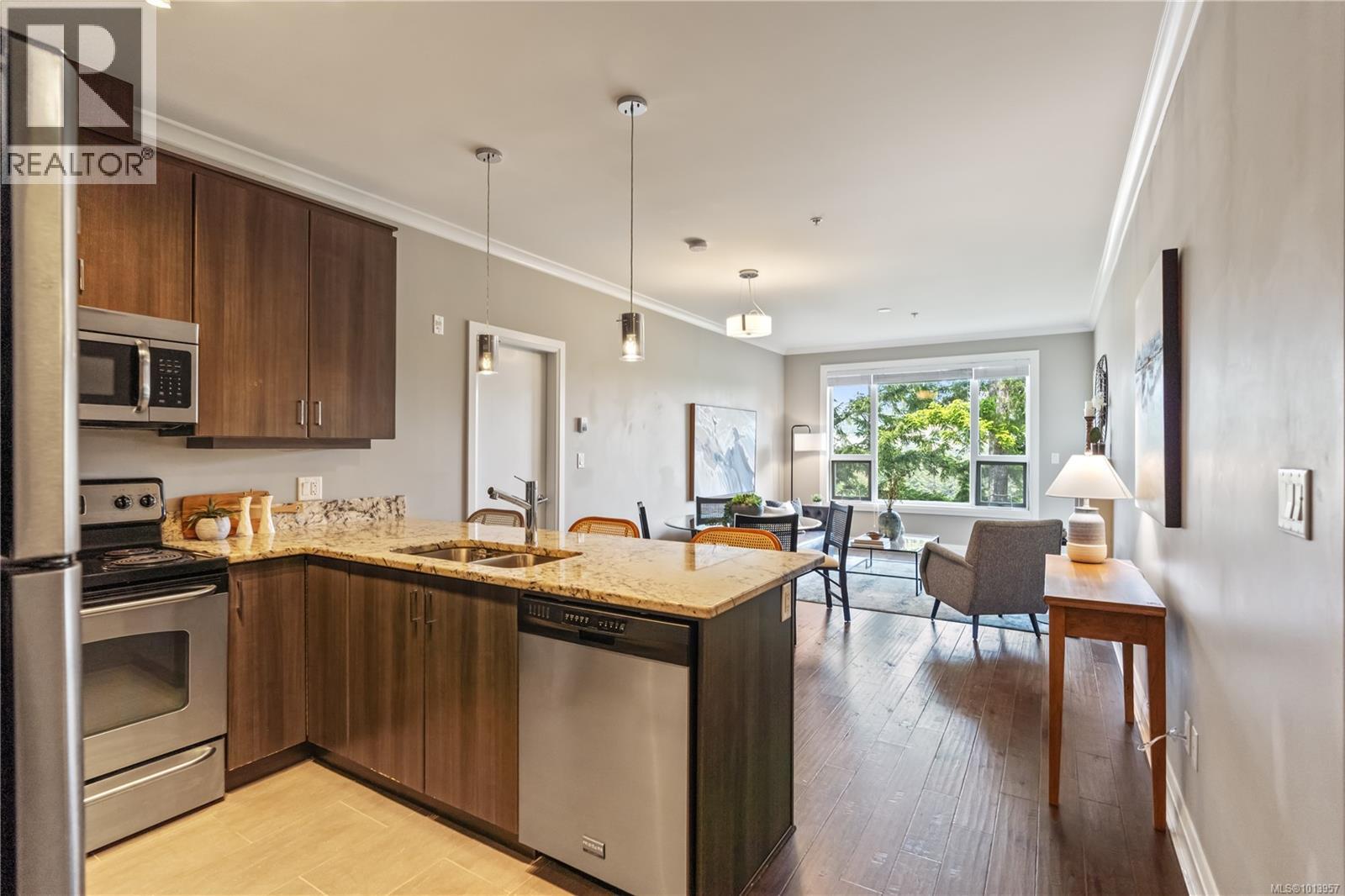 101 1145 Sikorsky Road, Langford