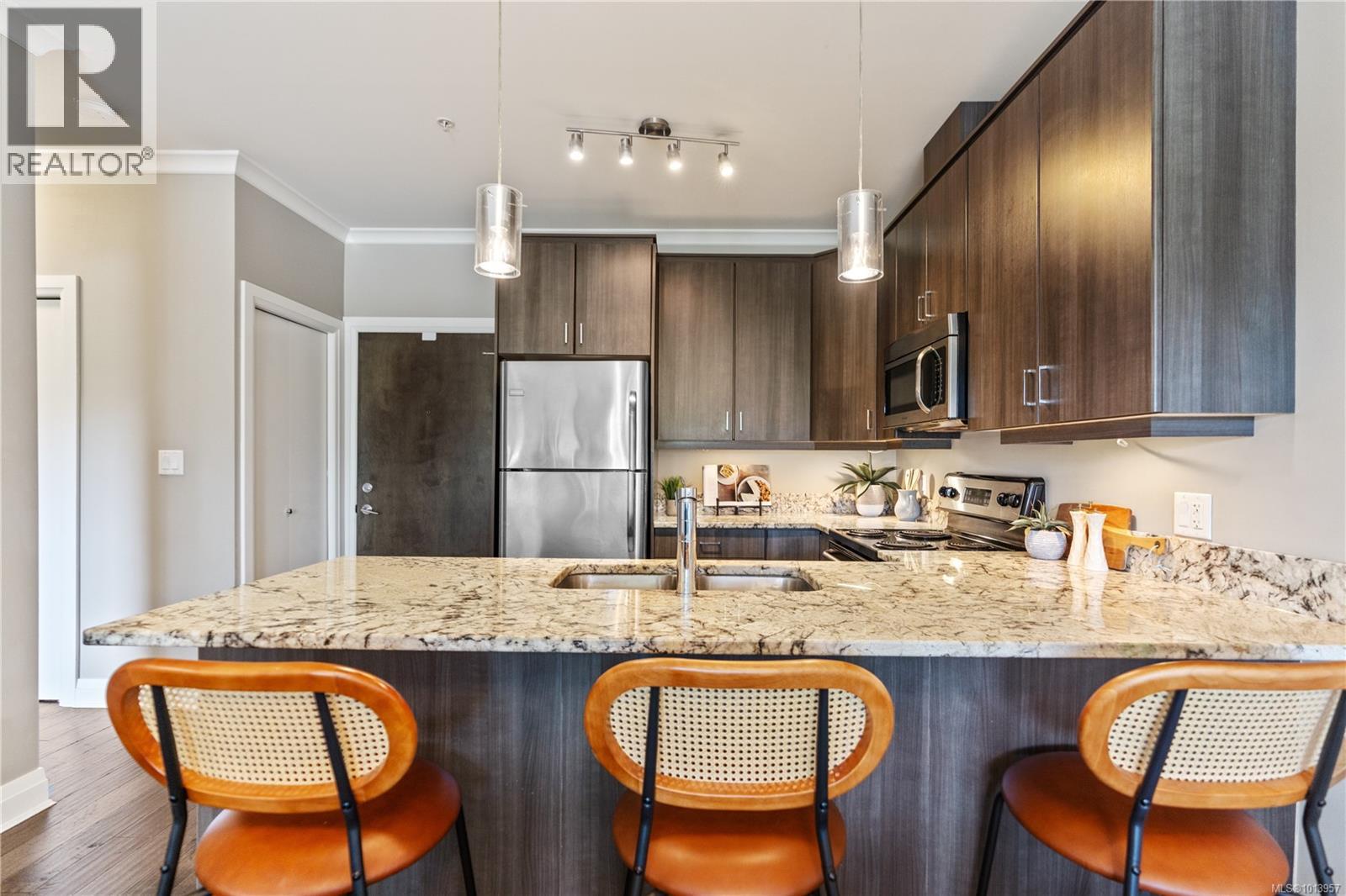 101 1145 Sikorsky Road, Langford
