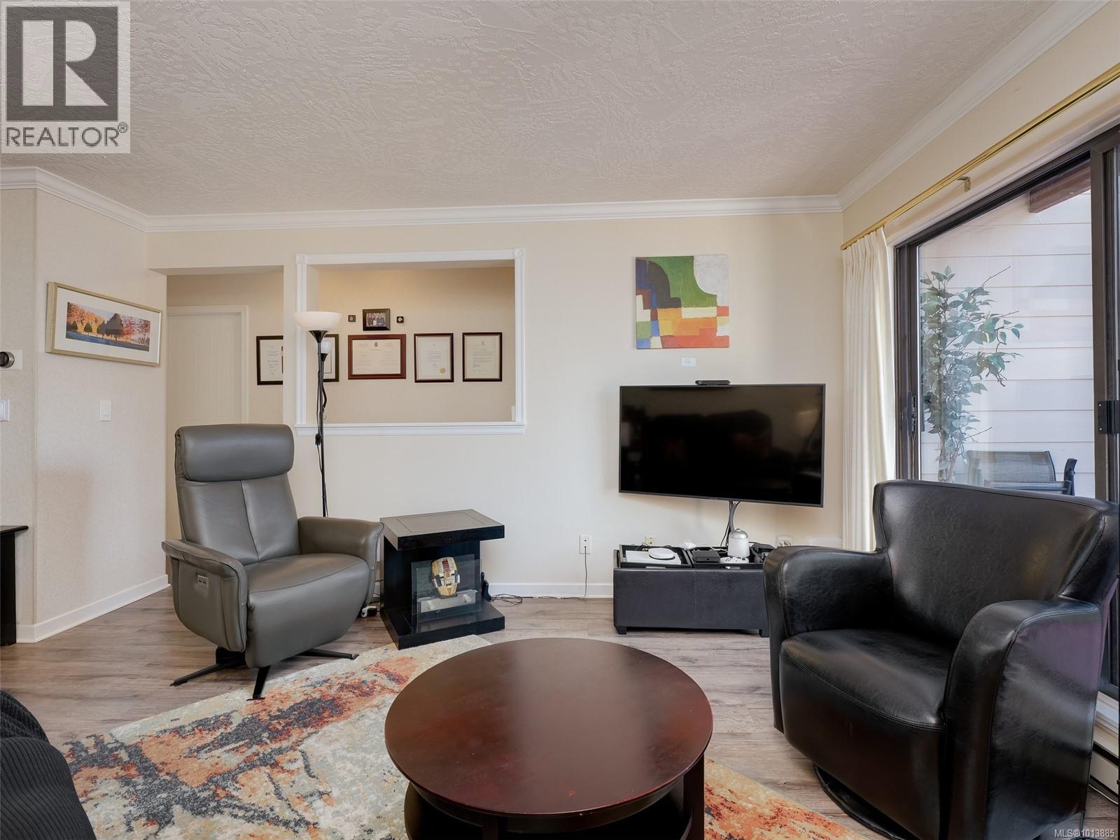 403 420 Parry Street, Victoria