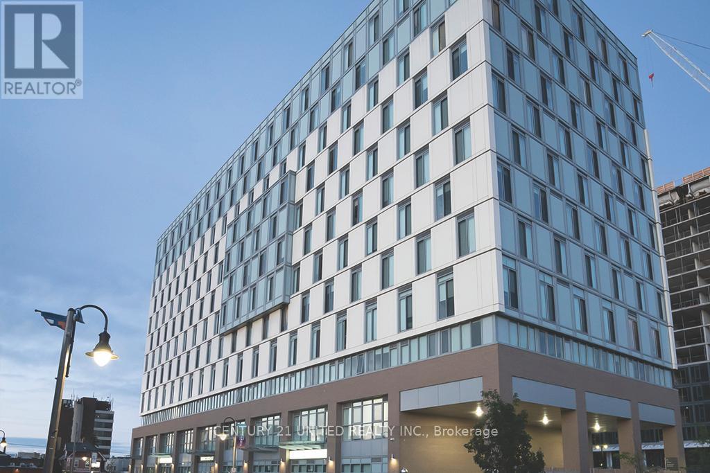 405 - 100 BOND STREET E