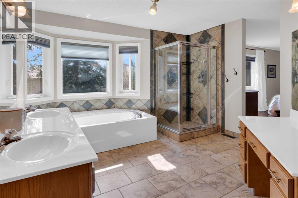 Single Family House for Sale in  Woodbriar Place SW Woodbine Calgary 