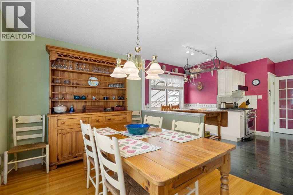 Single Family House Bungalow for Sale in  Brentwood Green NW Brentwood Calgary 