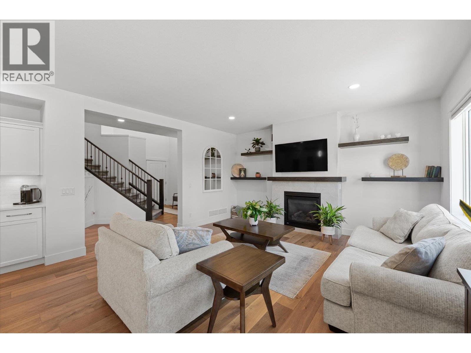  3074 Riesling Way, West Kelowna