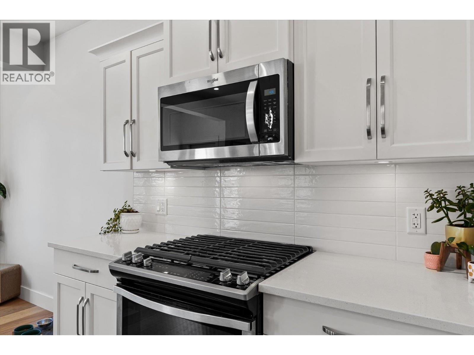  3074 Riesling Way, West Kelowna