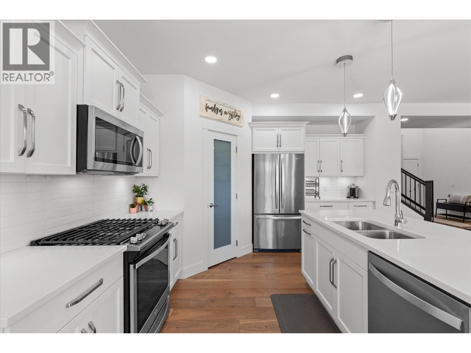  3074 Riesling Way, West Kelowna