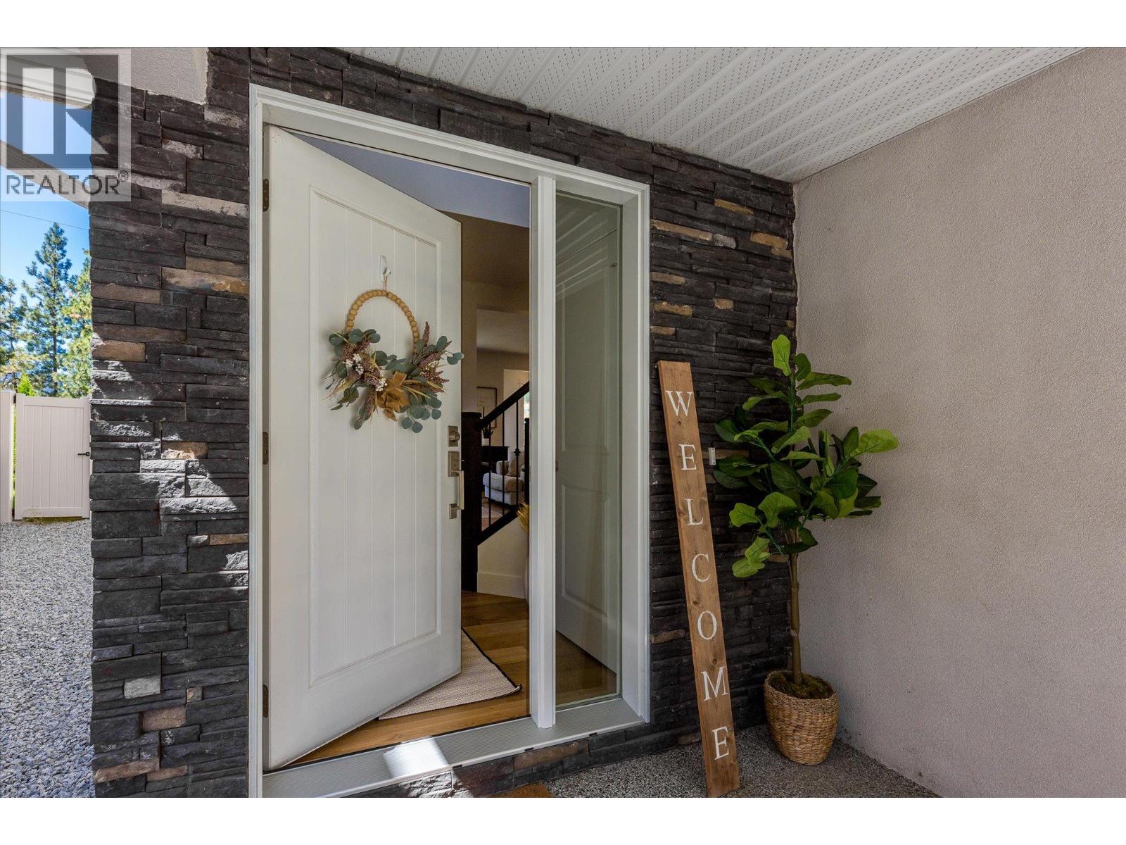  3074 Riesling Way, West Kelowna