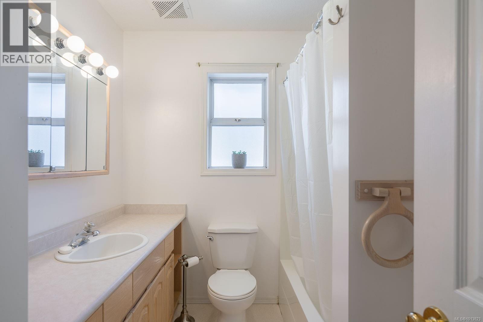 5510 Dundalk Ave N, Port Alberni