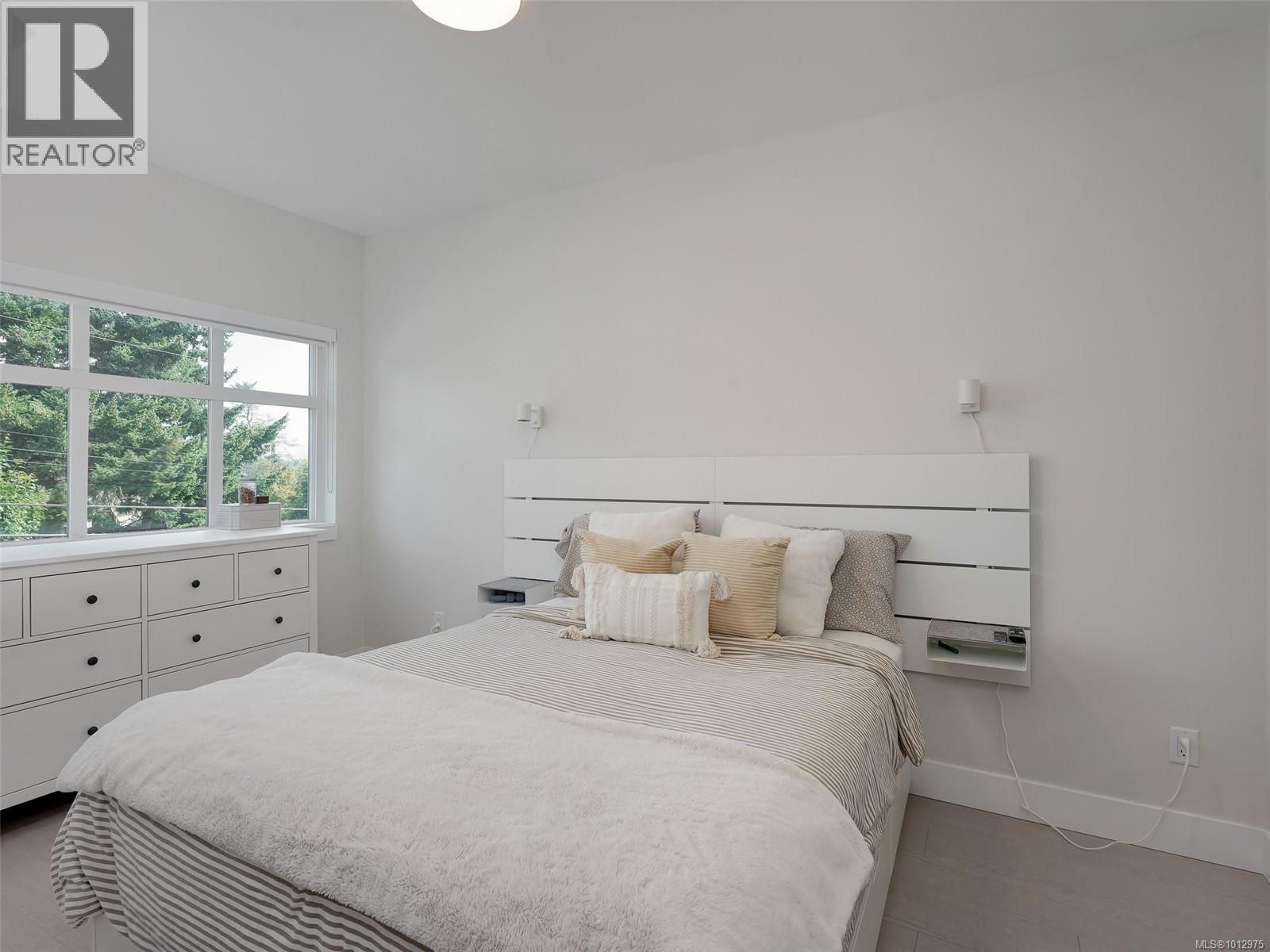 306 1450 Glentana Road, View Royal